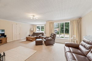 Lounge- click for photo gallery